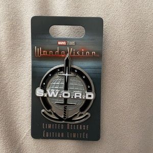 Wanda vision - Disney pin - limited release - NWT